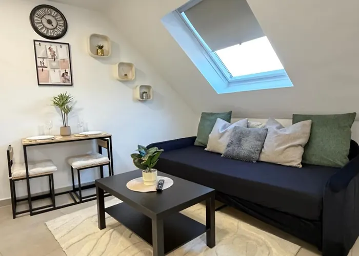 Modernes Mit Smart-tv & Wlan Nahe Messe Appartement *